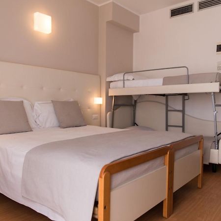 Hotel Ardea Riccione Dış mekan fotoğraf