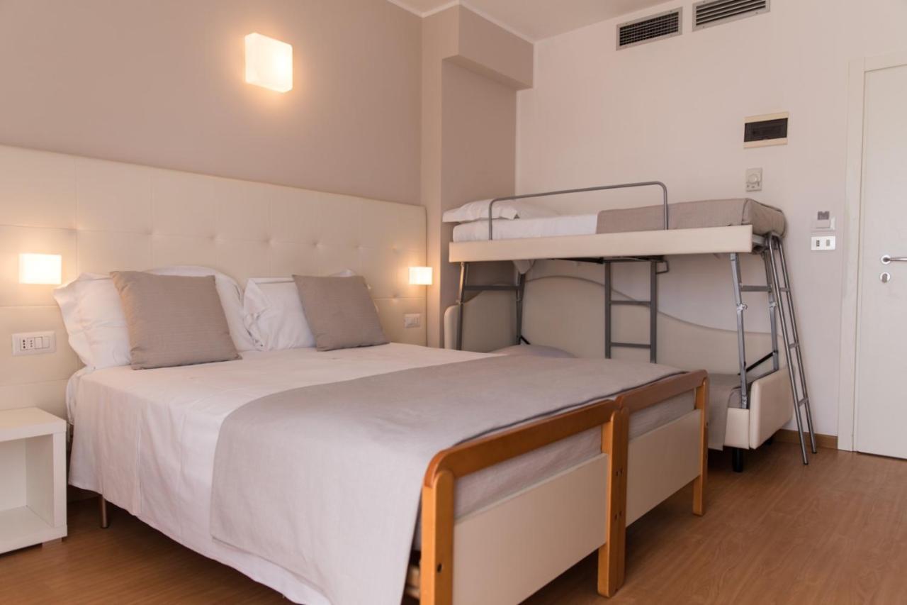 Hotel Ardea Riccione Dış mekan fotoğraf