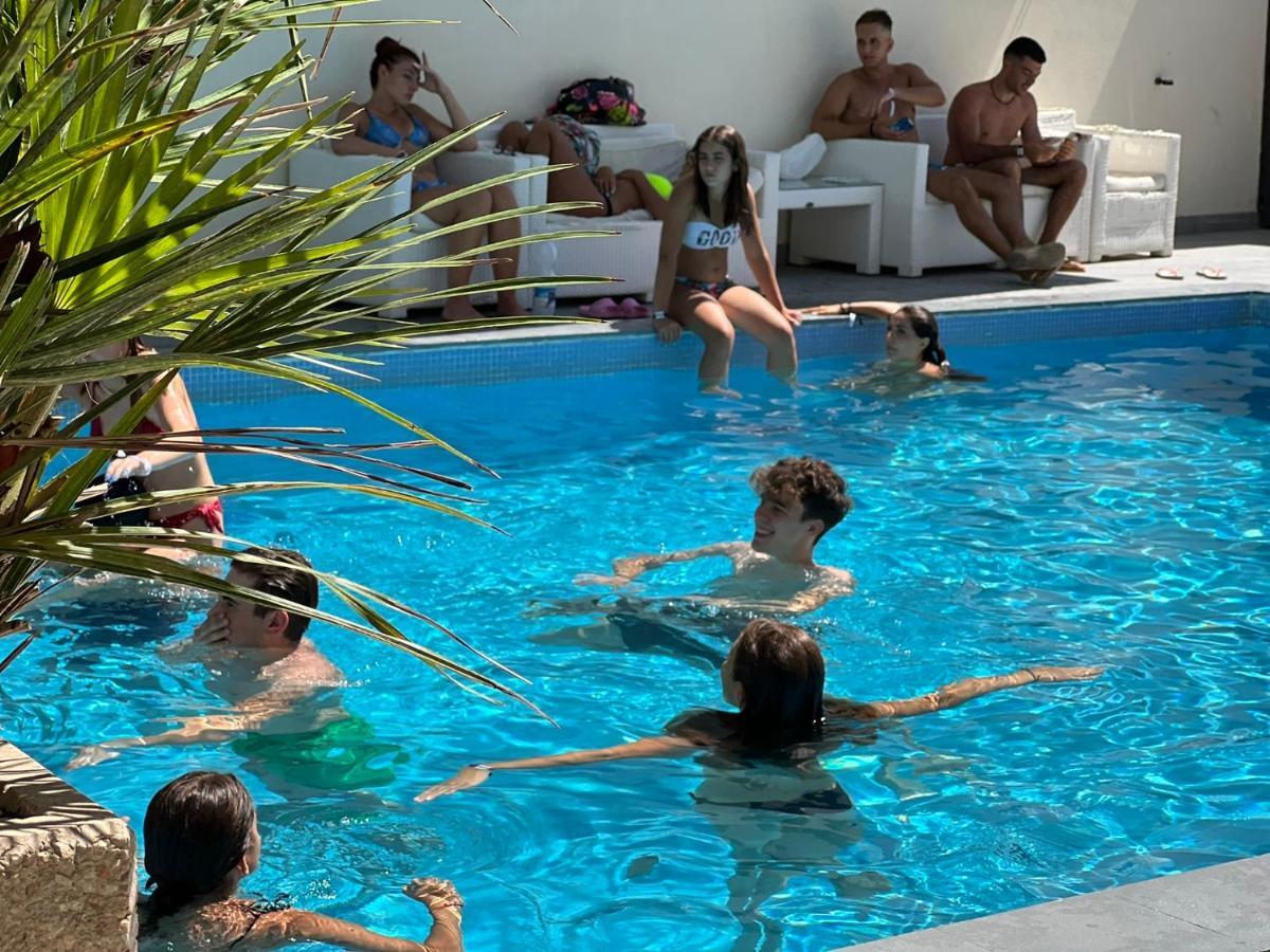 Hotel Ardea Riccione Dış mekan fotoğraf
