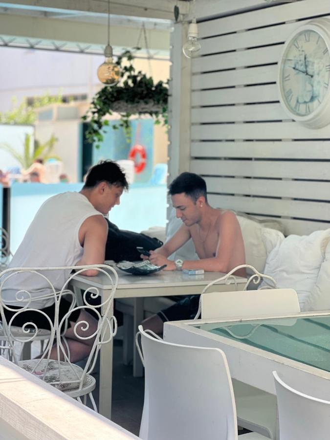 Hotel Ardea Riccione Dış mekan fotoğraf