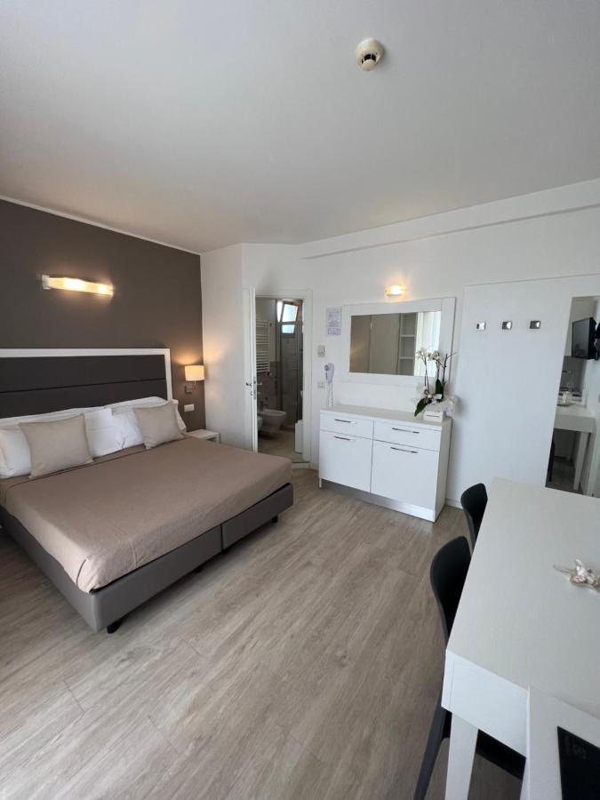 Hotel Ardea Riccione Dış mekan fotoğraf