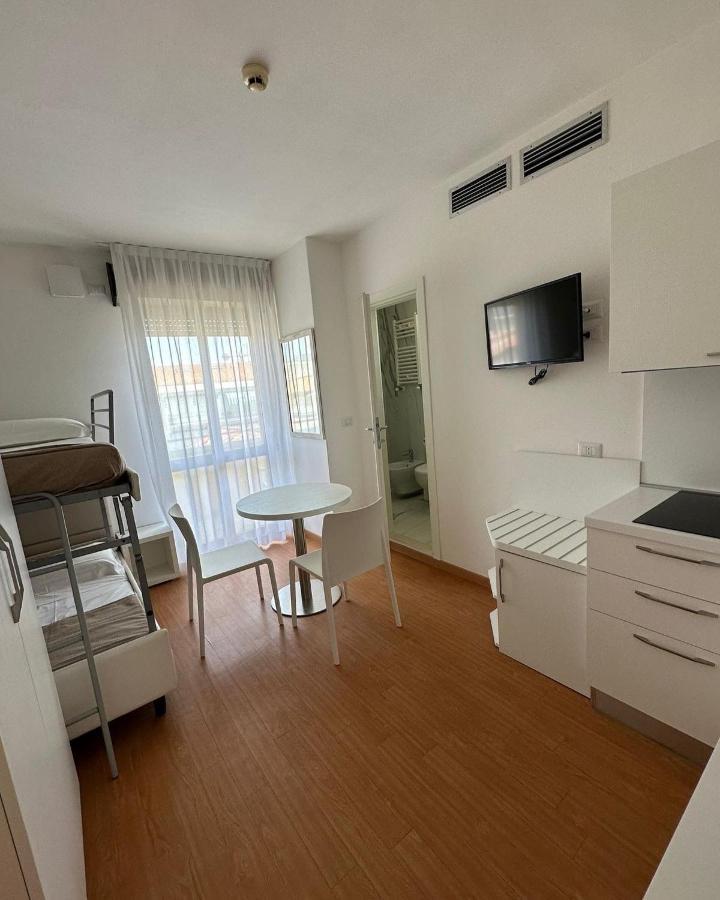 Hotel Ardea Riccione Dış mekan fotoğraf